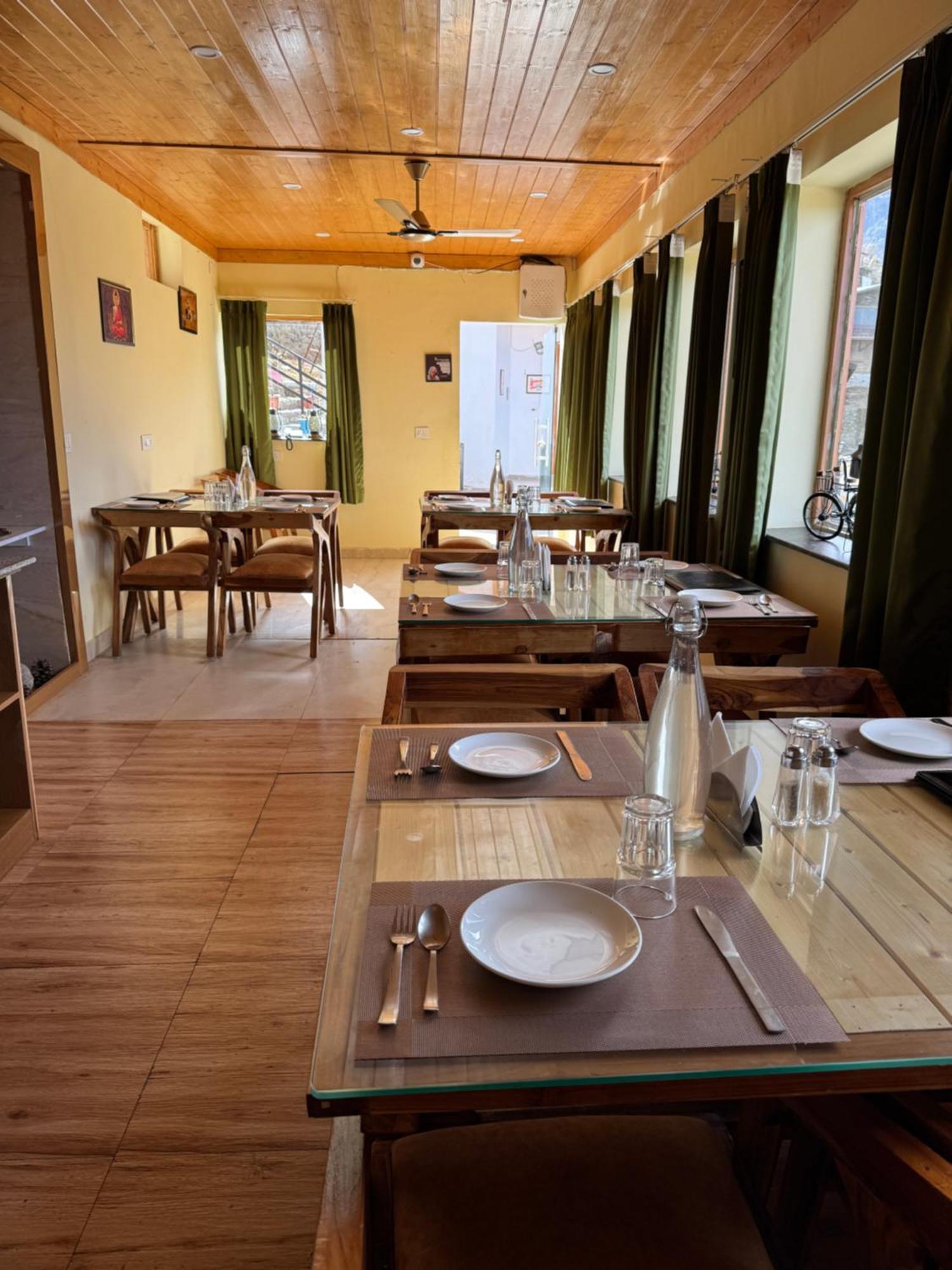 The Vintage Hill Village - Himalayan Boutique Resort Kanatal Exterior foto