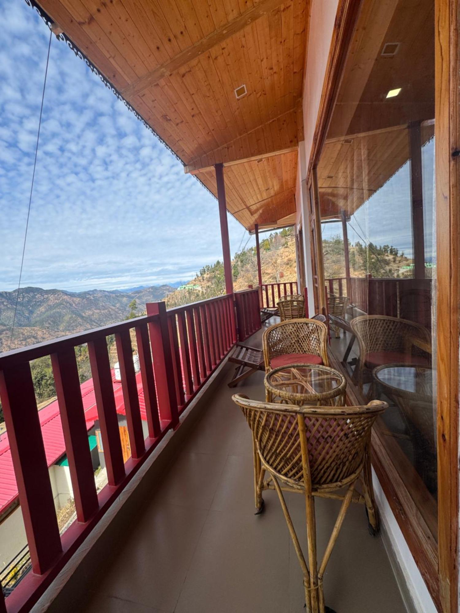 The Vintage Hill Village - Himalayan Boutique Resort Kanatal Exterior foto