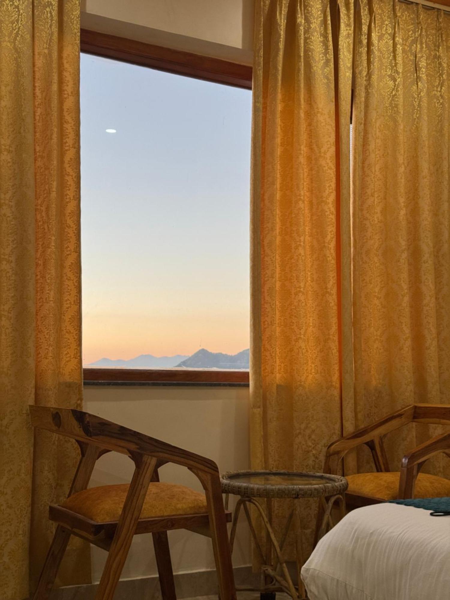 The Vintage Hill Village - Himalayan Boutique Resort Kanatal Exterior foto